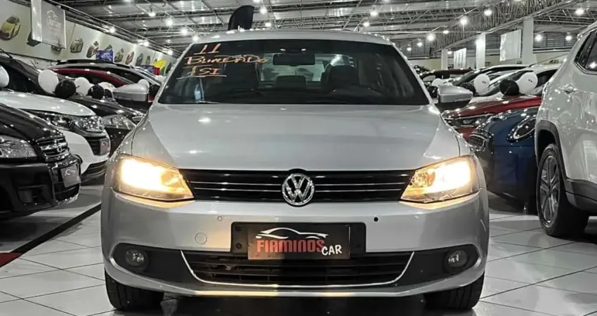 Volkswagen Jetta 2011 2.0 tsi highline 200cv gasolina 4p tiptronic