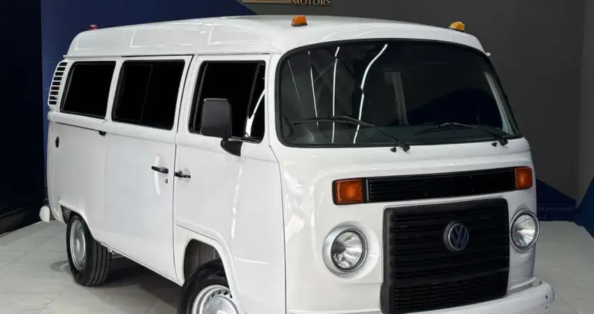 VOLKSWAGEN KOMBI Lotação 1.4 Mi Total Flex 8V