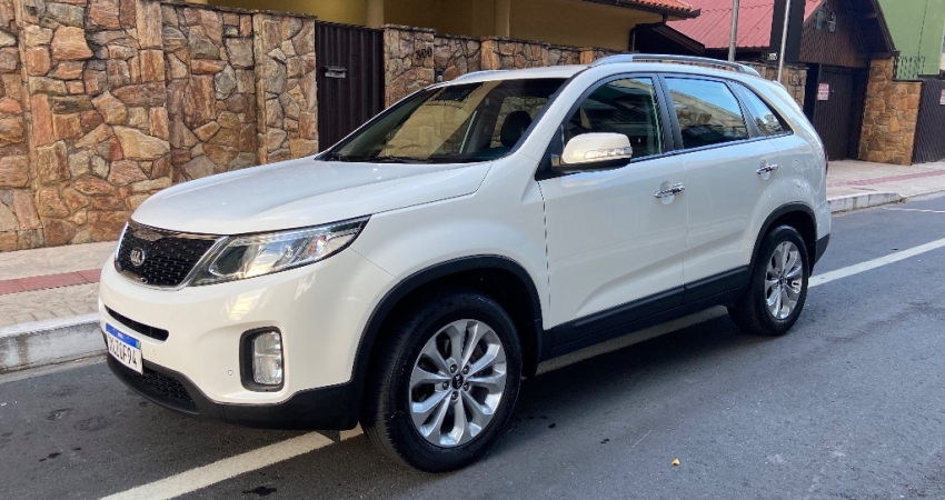 Sorento EX2 2014 muito nova km baixo terceiro dono