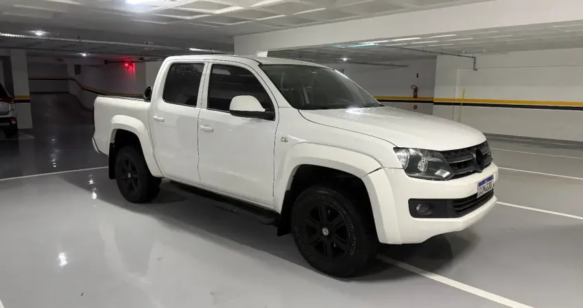 Barbada 20k abaixo da Fipe Amarok 4x4 automática boa de motor câmbio é suspensão 
