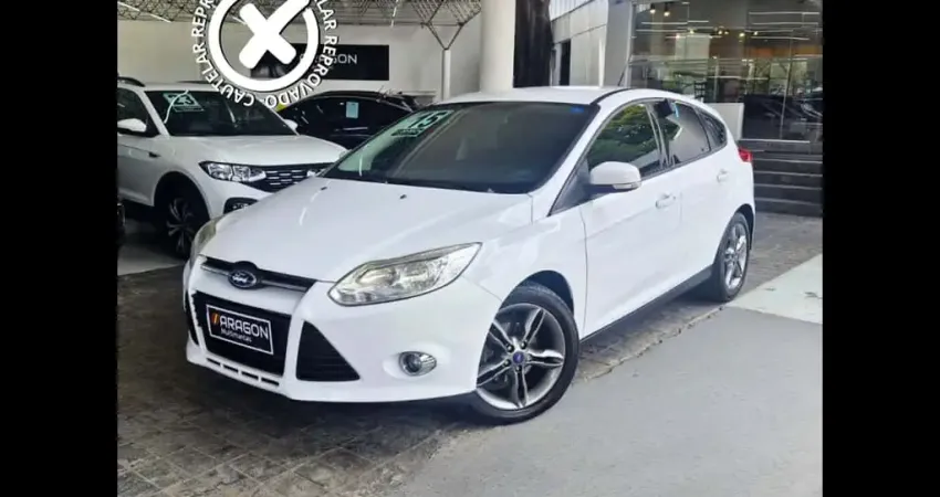 Ford Focus Hatch Flex Automático