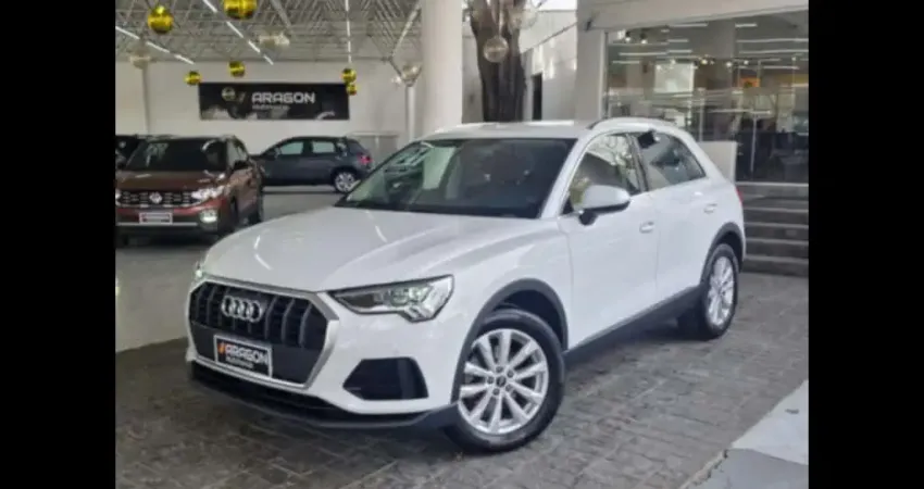 Audi Q3 Prestige Plus 1.4 Turbo Automático