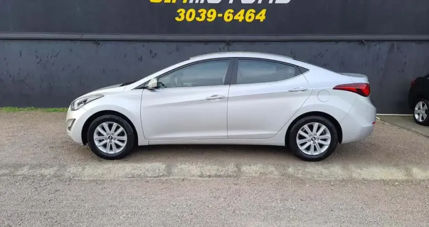 HYUNDAI ELANTRA 2015