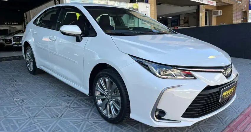 Toyota Corolla XEi 2.0 Flex 16V Aut.  - Branca - 2023/2023