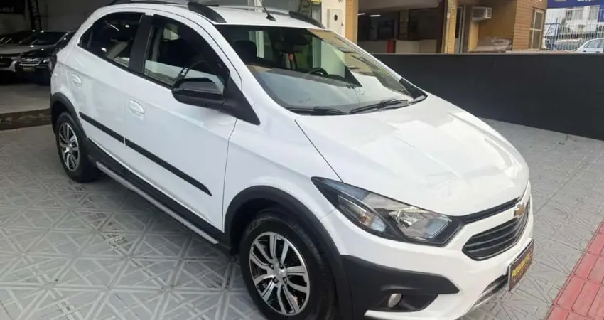 Chevrolet Onix ACTIV 1.4 Flex  Aut  - Branca - 2017/2018