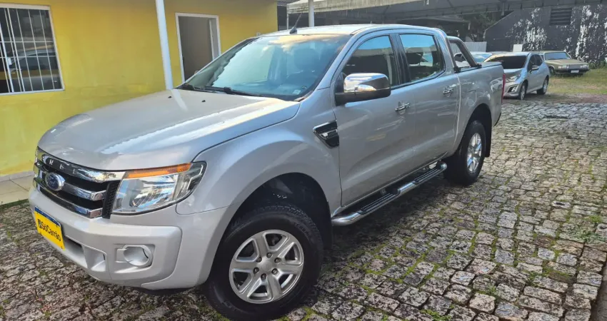 FORD RANGER XLT CABINE DUPLA 2.5 FLEX 2015 ***IMPECÁVEL***