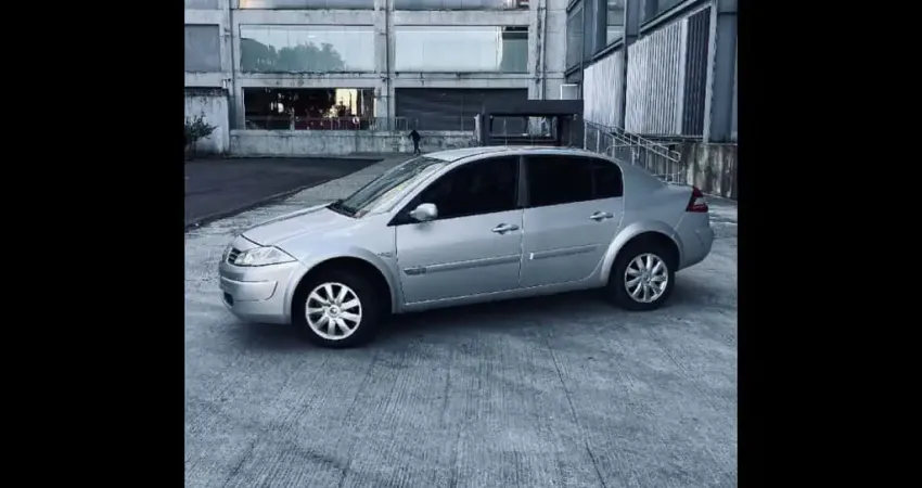 Renault MEGANE 1.6 DYNAMIQUE 16V FLEX 4P MANUAL