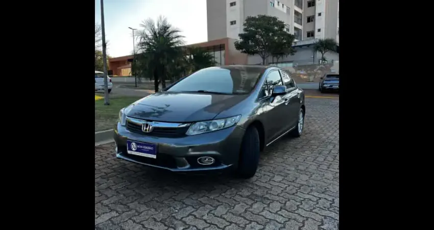HONDA CIVIC 1.8 LXS 16V FLEX 4P AUTOMÁTICO