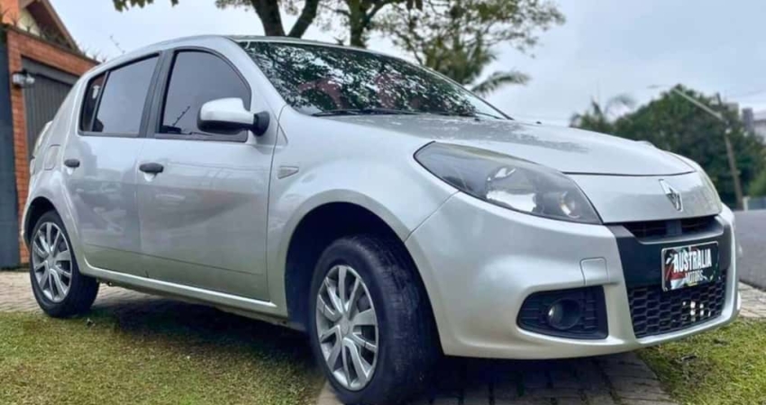 Renault Sandero 2014 1.0 expression 16v flex 4p manual