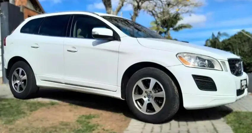 Volvo Xc60 2012 2.0 t5 comfort fwd turbo gasolina 4p automático