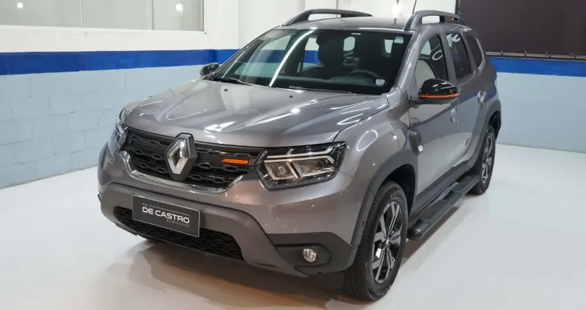 RENAULT DUSTER  ICONIC PLUS