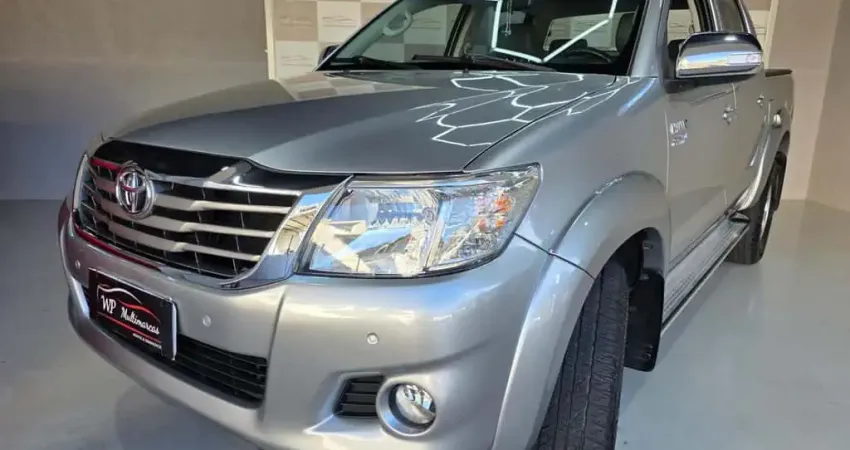 TOYOTA HILUX 2.7 VVT-I FLEX CD SRV 4X2 AUTOMÁTICO 2015