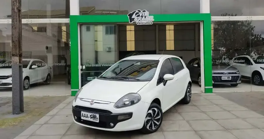 FIAT PUNTO 1.4 ATTRACTIVE ITALIA 8V FLEX 4P MANUAL 2014