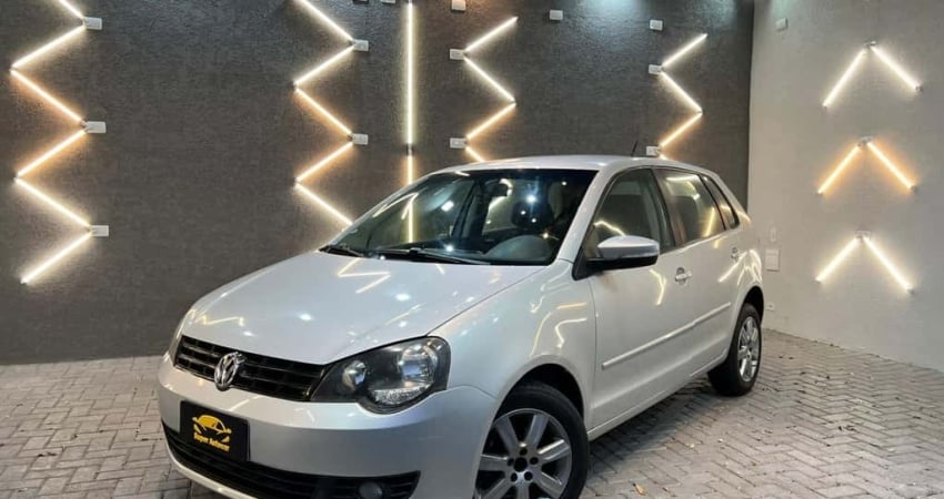 VOLKSWAGEN POLO 1.6 2013
