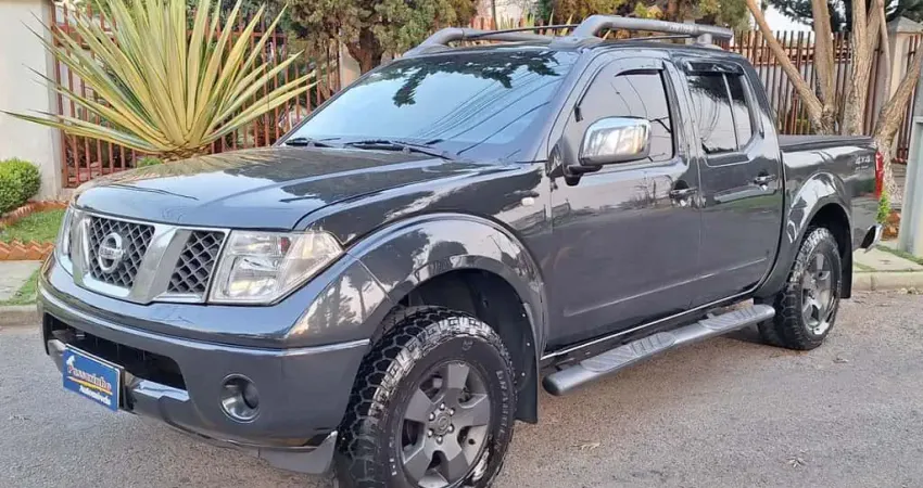 NISSAN FRONTIER LE CD 4X4-AT 2.5 TB-IC 4P 2013