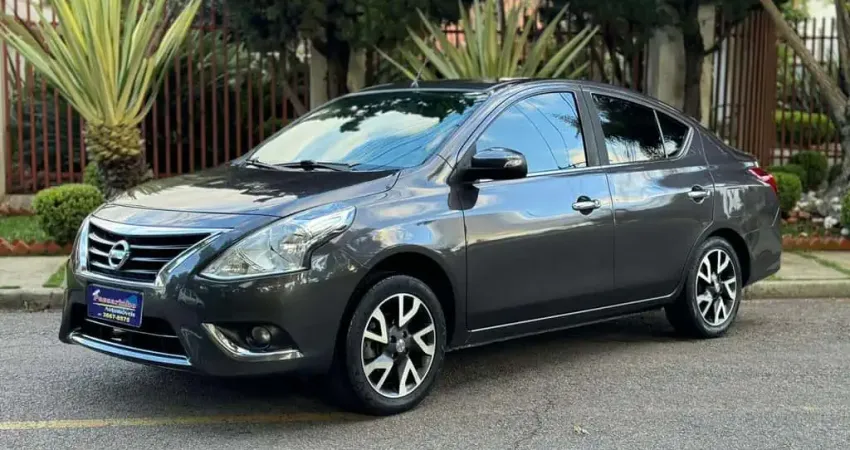 NISSAN VERSA 16 SL 2017