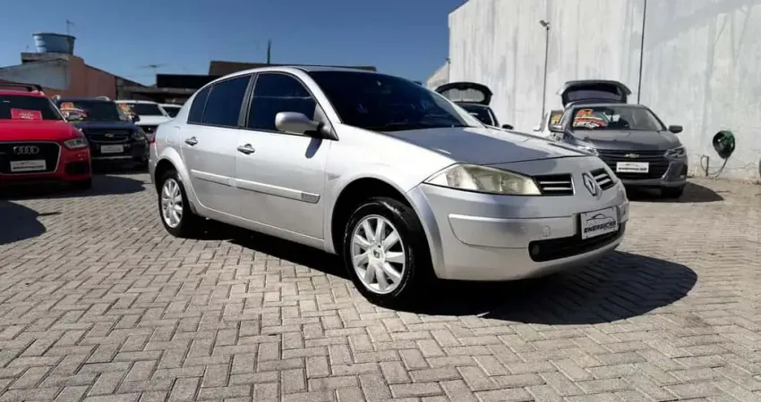 RENAULT MEGANESD DYN 20A 2011