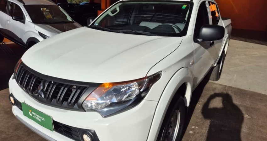 Mitsubishi L200 triton 2023 2.4 16v turbo diesel sport gls cd 4p 4x4 automático