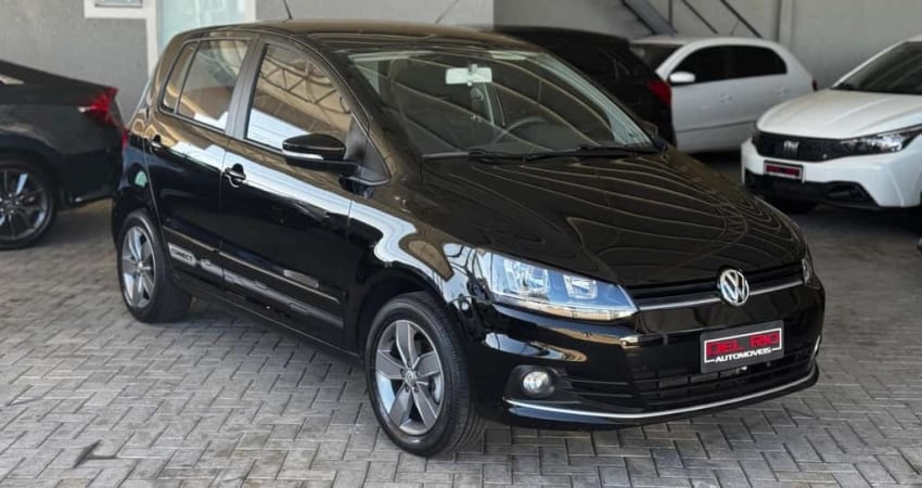 VOLKSWAGEN FOX 1.6 CONFORT MB 2019
