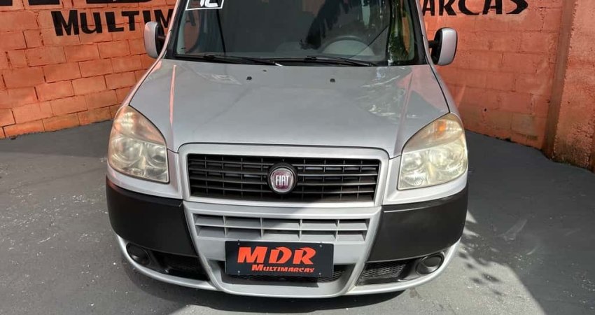 Fiat Doblò Essence 1.8 7L (Flex) GNV
