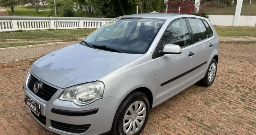 VOLKSWAGEN Polo Hatch 1.6 4P FLEX