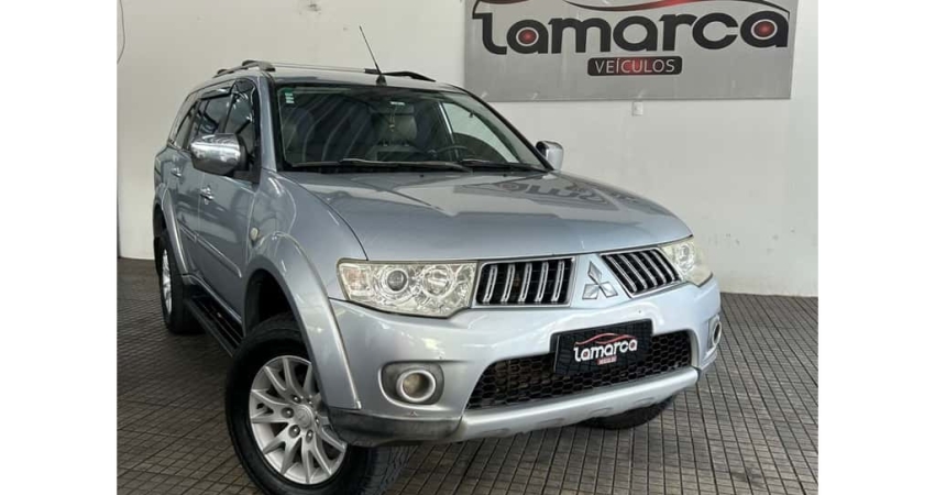 Mitsubishi Pajero dakar 2011 3.2 hpe 4x4 7 lugares 16v turbo intercooler diesel 4p automático