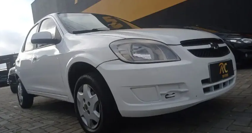 CELTA LT 1.0  (ENTRADA + 48 X R$899,00 ) Mais informaçoes pelo watts. 