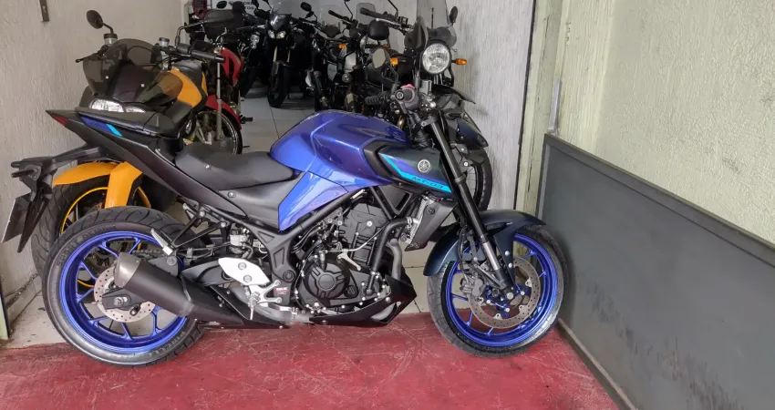 YAMAHA MT 03  ABS IMPECAVEL com 14.000KM