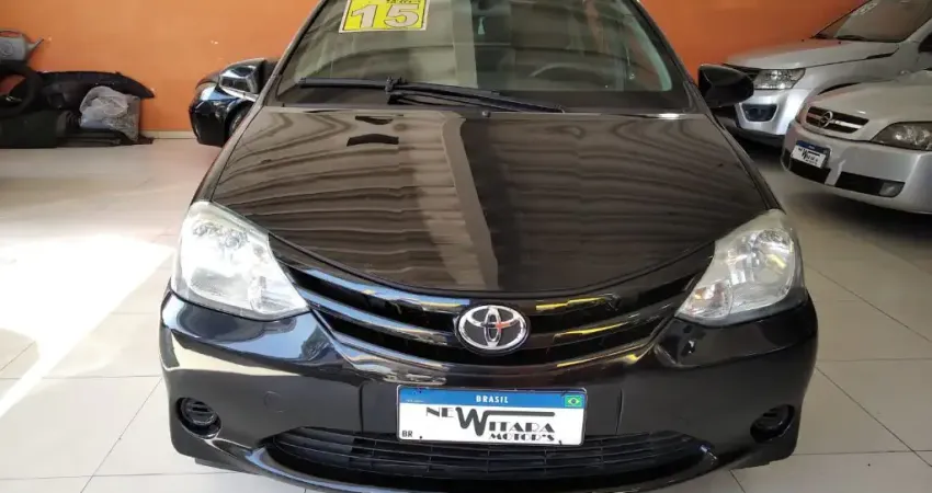 Toyota Etios HB X 1.3 FLEX 2015