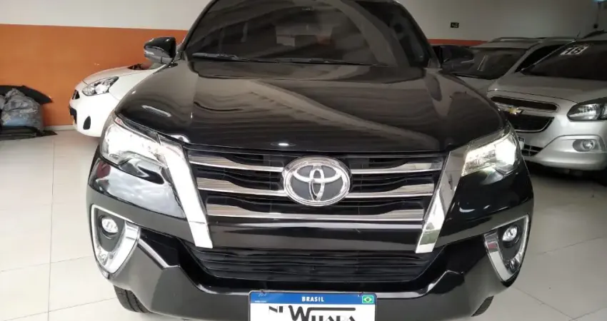 Toyota Hilux SW4 SRX 2.8 4x4 Diesel 2019