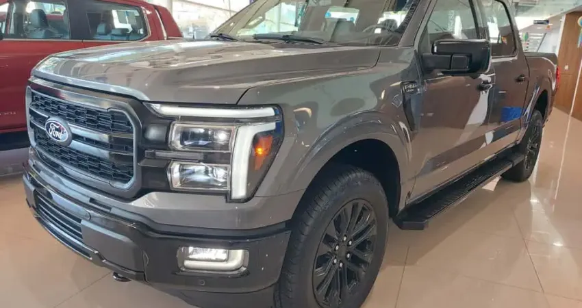 FORD F-150 Lariat 4x4 5.0 V8