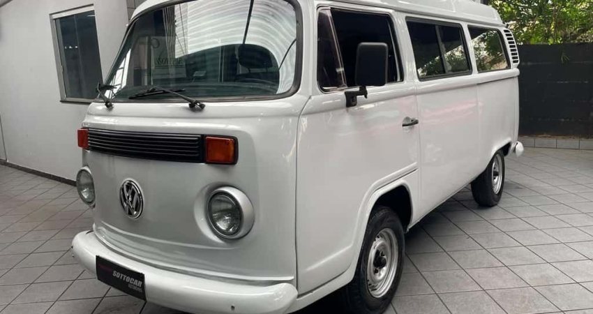 VOLKSWAGEN KOMBI 2000