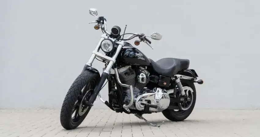 HARLEY-DAVIDSON DYNA GLIDE SUPER GLIDE FXD 2010