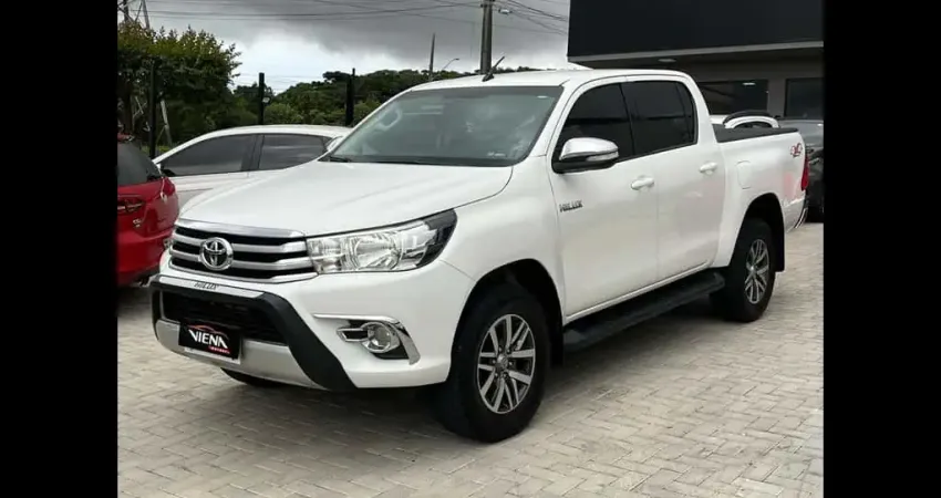 TOYOTA HILUX 2.8 SRV 4X4 CD 16V DIESEL 4P AUT 2017