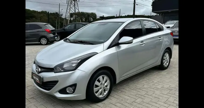 HYUNDAI HB20S 1.0 CONFORT PLUS 12V FLEX 4P MANUAL 2015