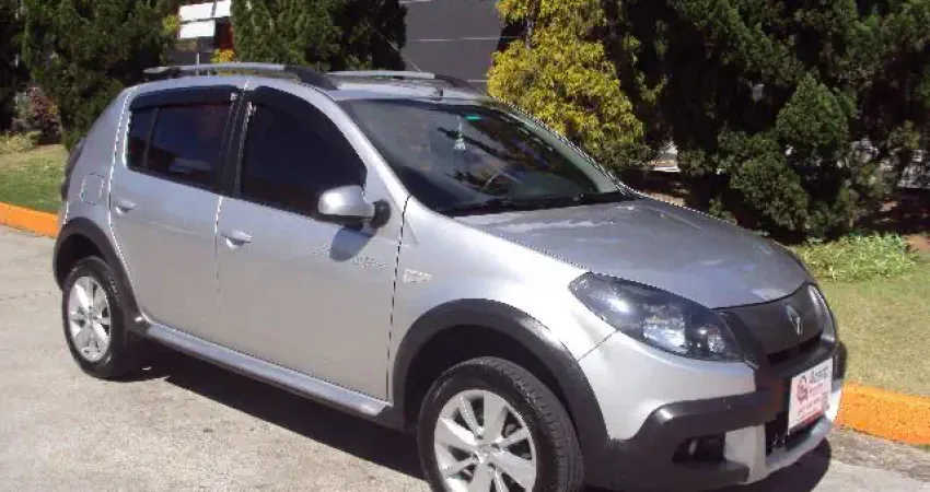 SANDERO STEPWAY 1.6 8V FLEX COMPLETO 2013