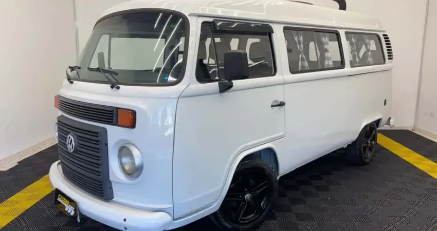 VOLKSWAGEN KOMBI 2013