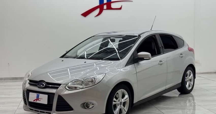 FORD FOCUS 1.6 SE 16V FLEX 4P POWERSHIFT 2014