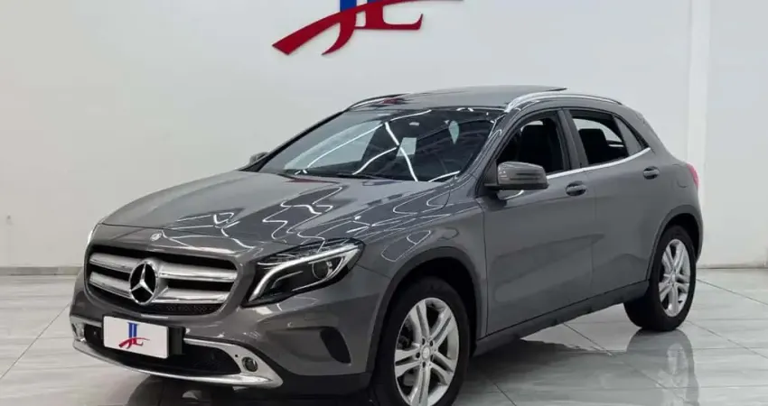 MERCEDES-BENZ GLA 250 2016