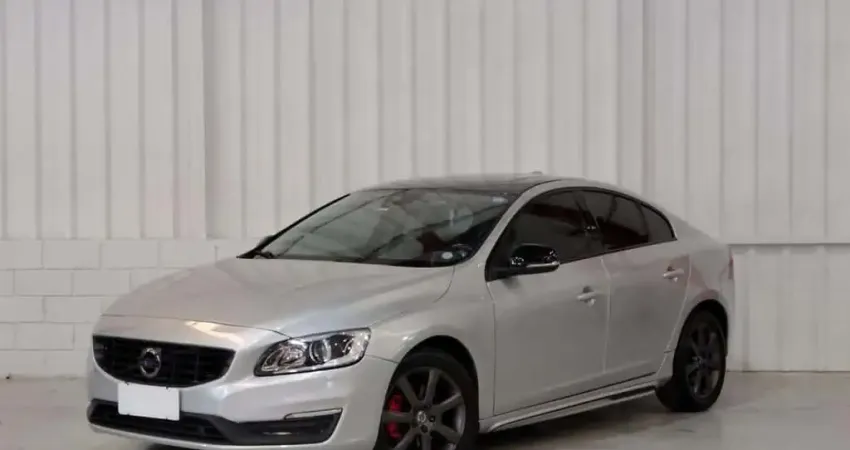 VOLVO S60 T4 MOMENTUM 2017