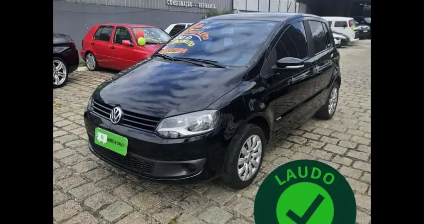 VOLKSWAGEN FOX 1.0 MI 8V TOTAL FLEX 4P 2014