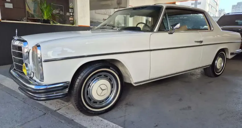 Mercedes Benz 250 Gasolina Automático