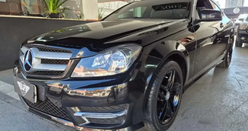 Mercedes Benz C-180 Gasolina Automático