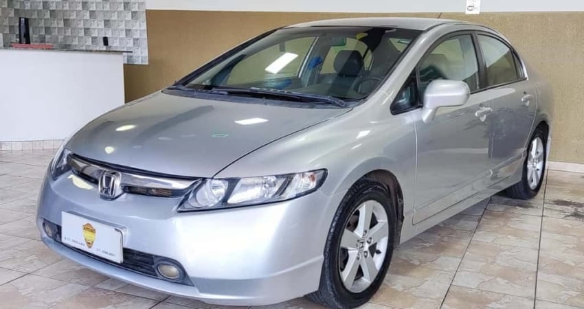 HONDA CIVIC 1.8 LXS SEDAN 16V 4P