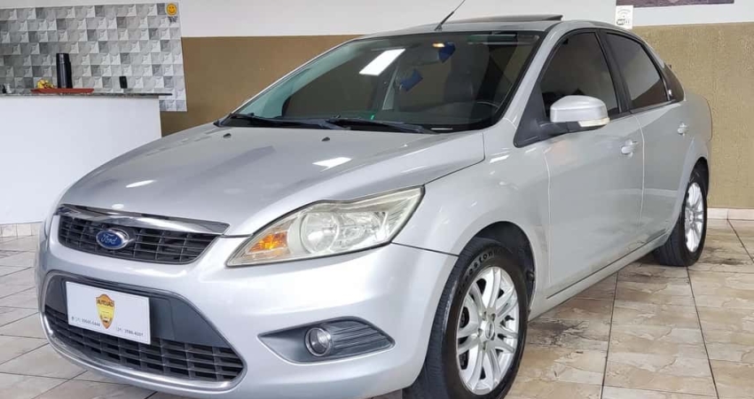 FORD FOCUS FOCUS SEDAN SE 2.0 POWERSHIFT