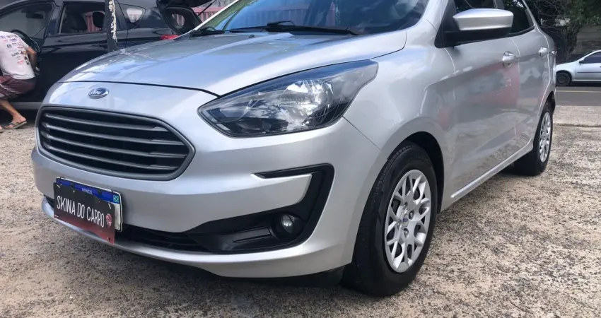 Veiculo super inteiro, segundo dono , chave reserva e manual