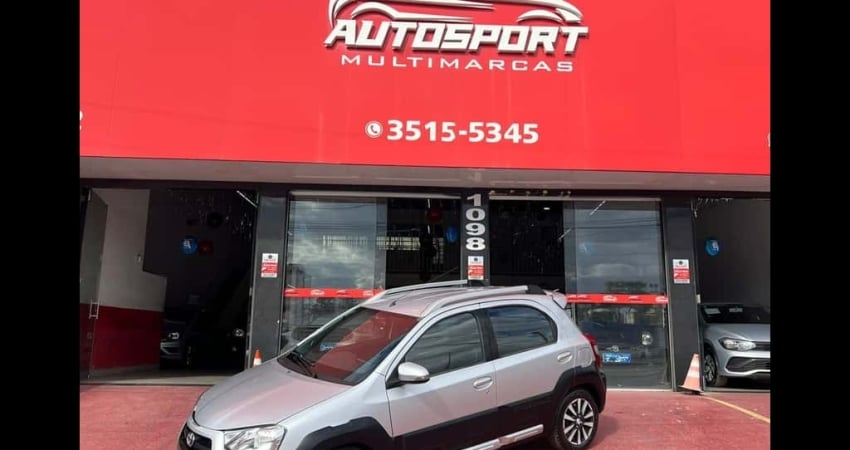 TOYOTA ETIOS HB CROSS 2014