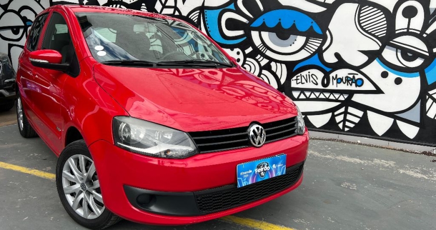 Volkswagen Fox Trend 1.6 - 2011 - COMPLETÃO - Único dono!