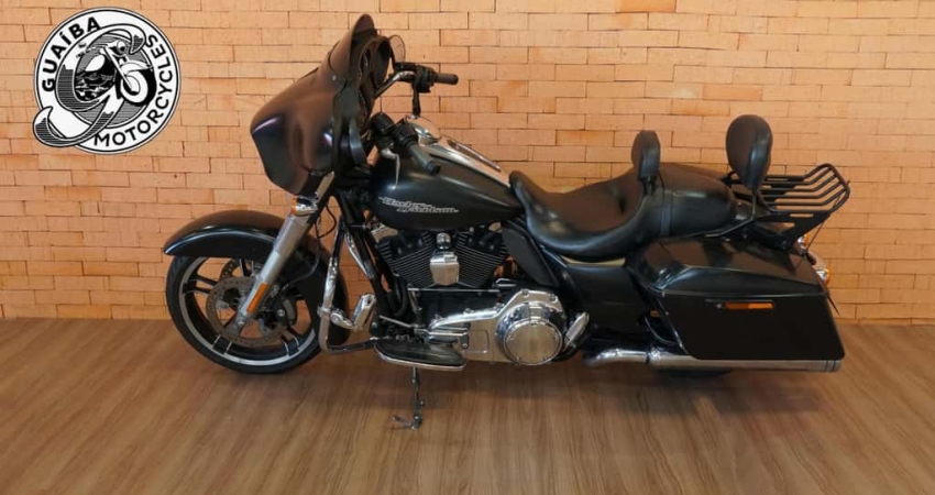 HARLEY-DAVIDSON FLHX 2014