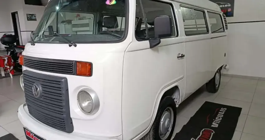 VOLKSWAGEN KOMBI Standard 1.4 Mi Total Flex 8V